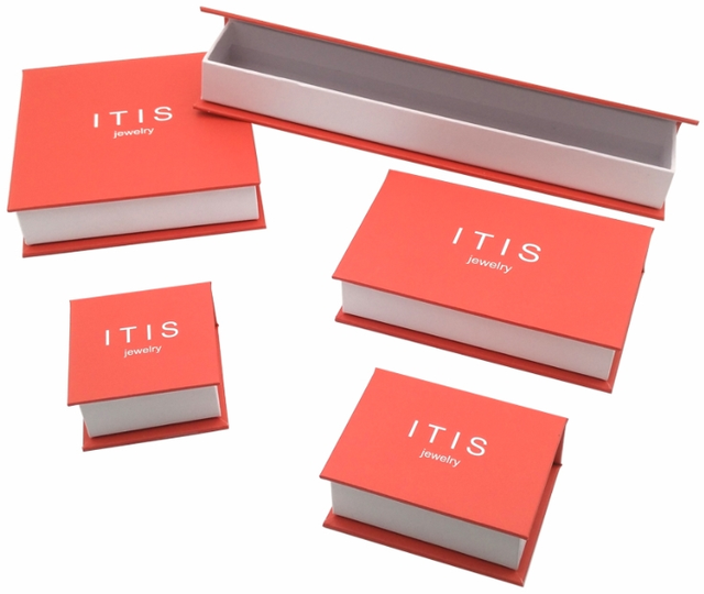 Fabricante de embalagens de caixa de papel para joias personalizadas de estilo simples da China
