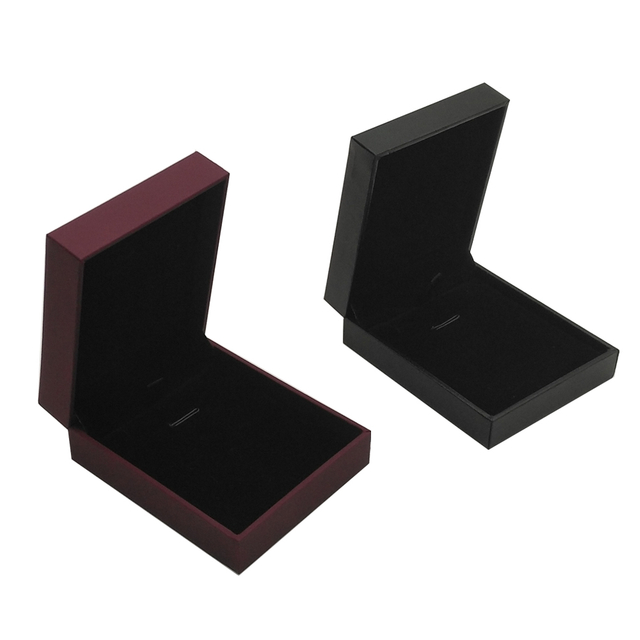 Embalagem de caixa de brinco de couro de moda com logotipo personalizado por atacado
