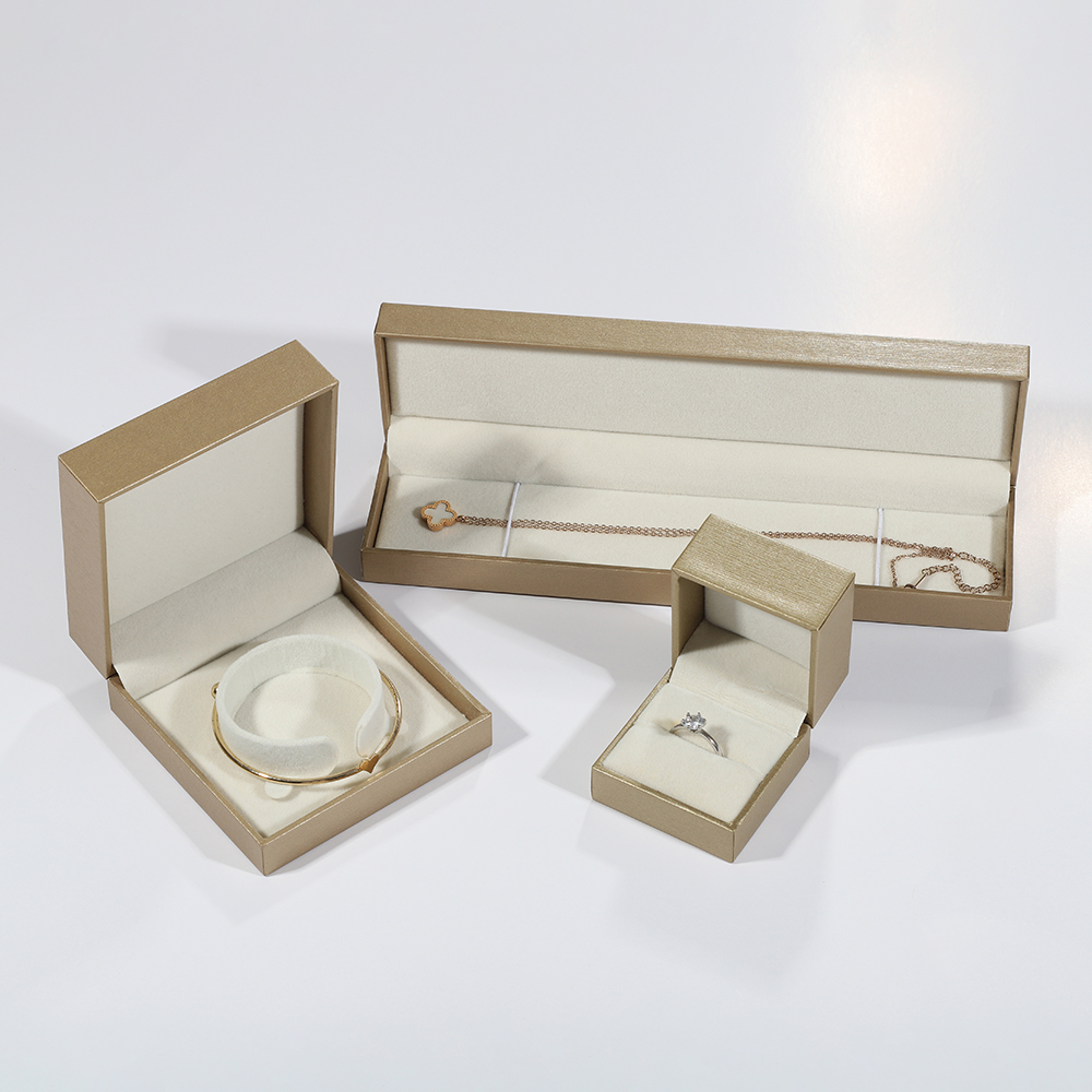 jewelry box supplier.jpg