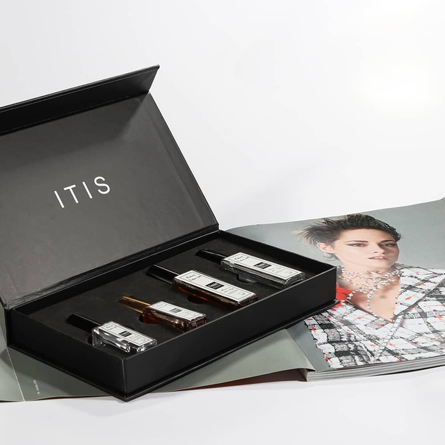 Caixas de papel para envio de perfumes de luxo personalizados